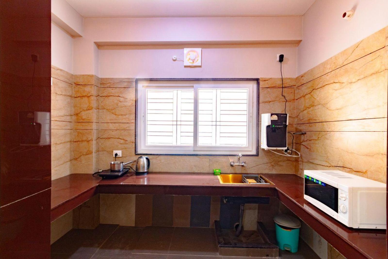 Hotel Eden Roc Bhubaneswar Buitenkant foto